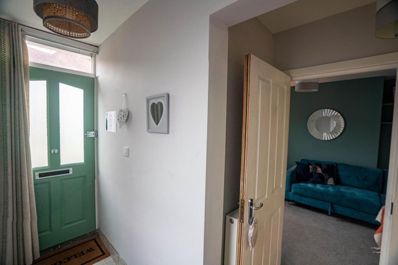 The Becket - Three Bedroom City Centre House With Parking Canterbury Zewnętrze zdjęcie