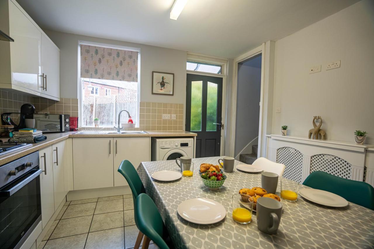 The Becket - Three Bedroom City Centre House With Parking Canterbury Zewnętrze zdjęcie