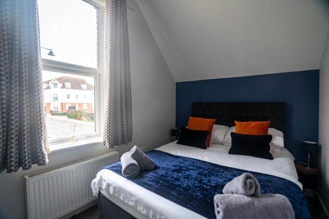 The Becket - Three Bedroom City Centre House With Parking Canterbury Zewnętrze zdjęcie