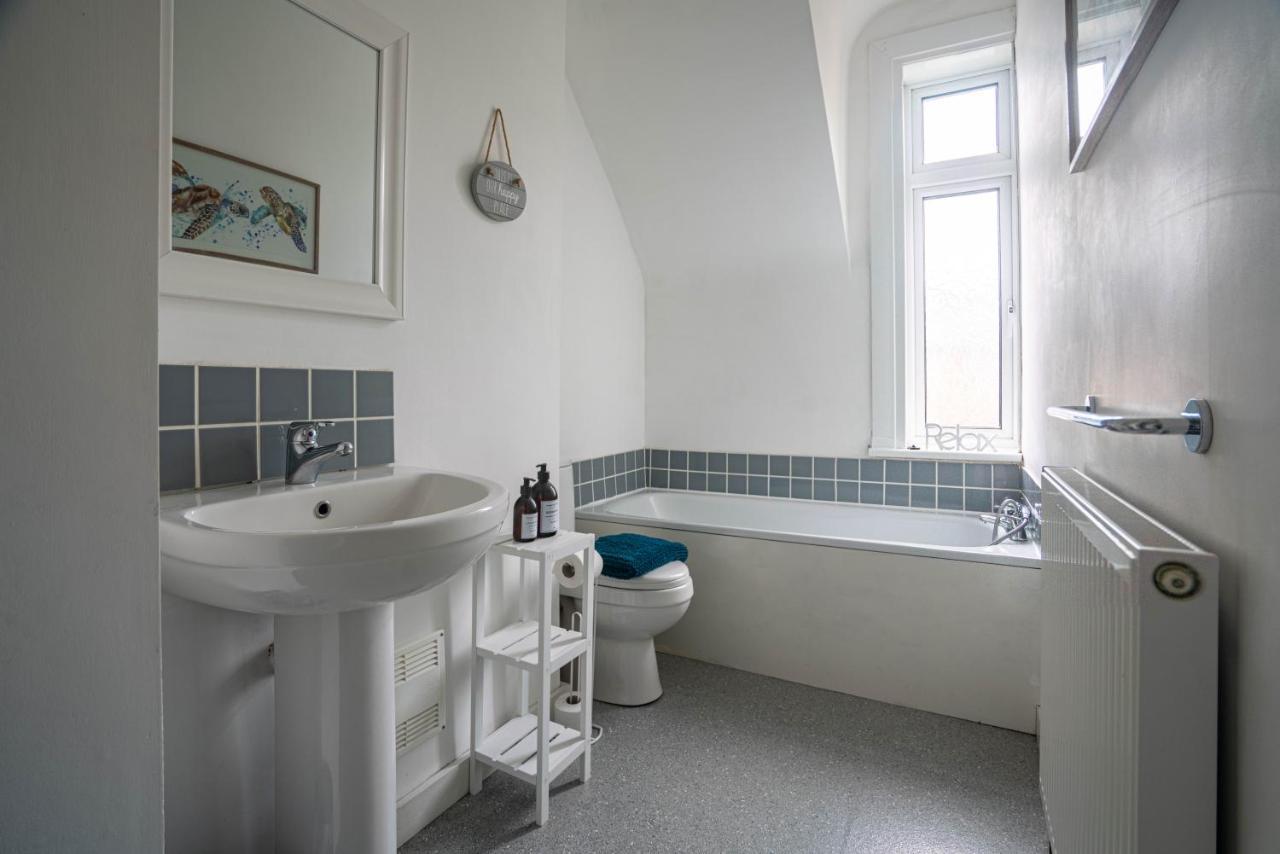 The Becket - Three Bedroom City Centre House With Parking Canterbury Zewnętrze zdjęcie
